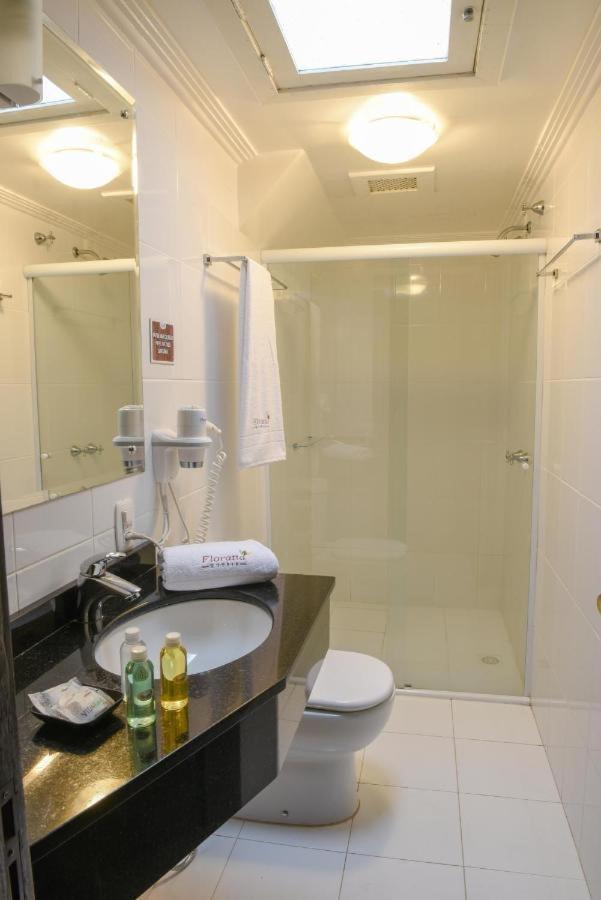 Hotel Premium Грамаду Екстериор снимка